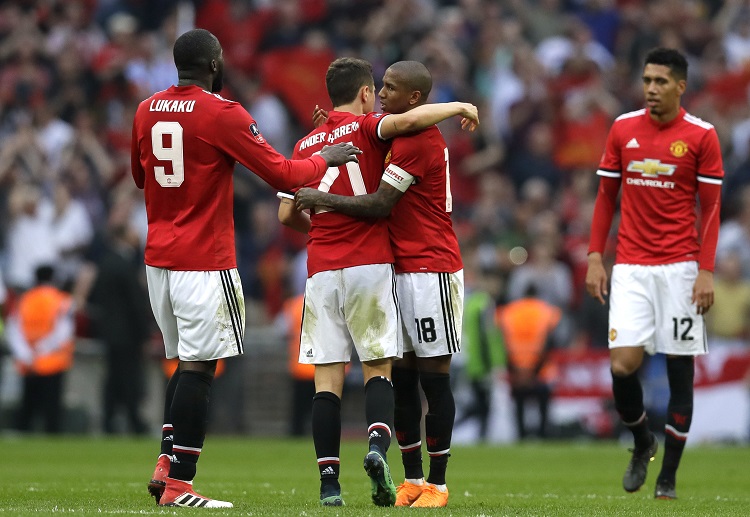 Hãy đặt cược trực tuyến ngay bây giờ cho Man United khi họ đối đầu với Arsenal trong trận đấu vòng 36