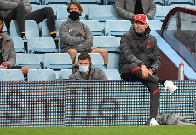Datang sebagai juara bertahan Liga Inggris ke Villa Park, Liverpool dibantai