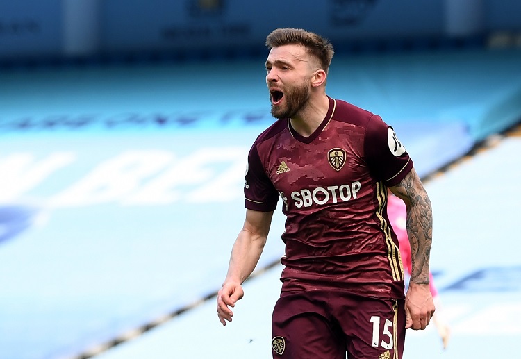Stuart Dallas gelandang andalan Leeds United di Liga Inggris
