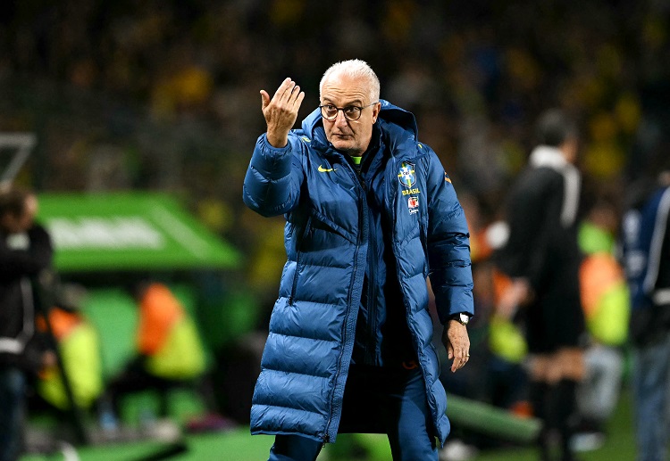 ဘရာဇီးလ်ဟာ ကမ္ဘာ့ဖလား ခြေစစ်ပွဲ ၁၄ ပွဲ ကစားပြီးချိန်မှာ ၆ ပွဲနိုင်၊ ၃ ပွဲ သ‌ရေ၊ ၅ ပွဲ ရှုံးပြီး တောင်အမေရိကဇုန် အုပ်စု အမှတ်ပေးဇယား အဆင့် ၄ နေရာမှာ ရပ်တည်နေပါတယ်။