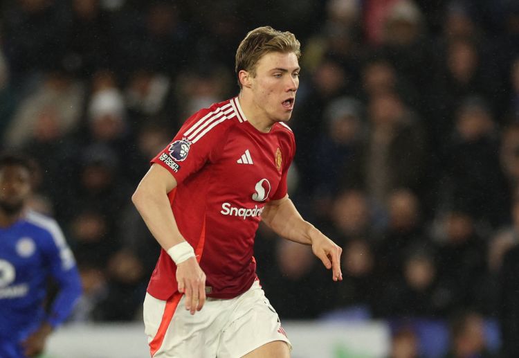 မန်ချက်စတာယူနိုက်တက်ဟာလက်စတာစီးတီးကိုအနိုင်ရခဲ့ပြီးနောက်ပရီးမီးယားလိဂ်အမှတ်ပေးဇယားအဆင့်၁၃နေရာကိုတက်လှမ်းနိုင်ခဲ့ပါတယ်။