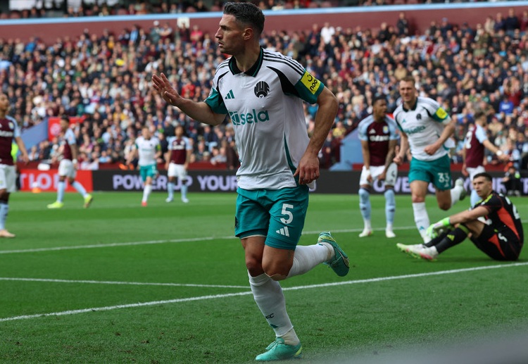 Newcastle trắng tay ở vòng 33 Premier League