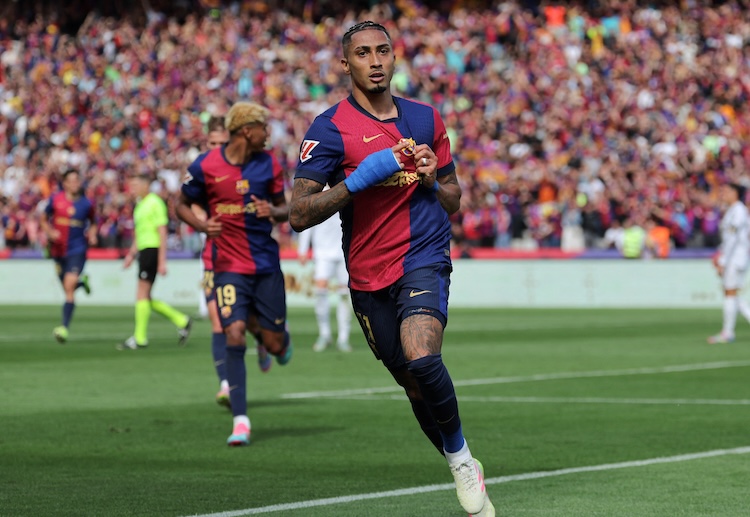 အသက် ၂၈ နှစ် အရွယ် ရှိပြီ ဖြစ်တဲ့ ရာဖင်ညာက လာလီဂါမှာ ၁၈ ဂိုး သွင်းယူကာ ၉ ဂိုး ဖန်တီးပြီး ရီးရဲလ်မက်ဒရစ်ကို ကျော်ဖြတ်ကာ ဘာစီလိုနာကို ချန်ပီယံ ဖြစ်အောင် စွမ်းဆောင်ပေးနိုင်ခဲ့သူ ဖြစ်ပါတယ်။