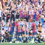 西甲联赛 拉菲尼亚梅开二度，助巴萨主场4比2逆转击败皇马