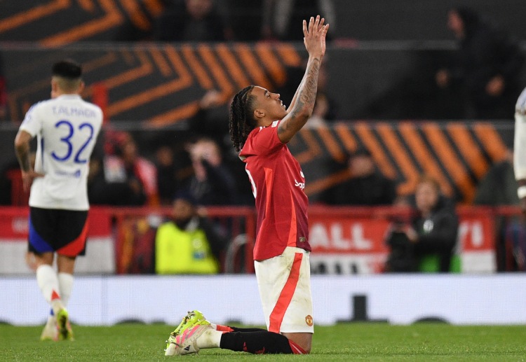 လီနီ ယိုရို ကတော့ ပြီးခဲ့တဲ့ နွေရာသီက လာလီဂါ ကလပ် ရီးရဲလ်မက်ဒရစ်ထက် မန်ချက်စတာယူနိုက်တက်ကို ပြောင်းရွှေ့ခဲ့မိလို့ နောင်တရနေတယ်လို့ သိရပါတယ်။