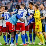 Hamburg thành công thăng hạng Bundesliga mùa tới