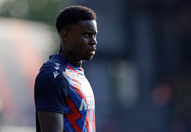 Mirror Sport ရဲ့ ဖော်ပြချက်အရ ပရီးမီးယားလိဂ် ကလပ် နှစ်ခုဟာ လာမယ့် ရက်ပိုင်း အတွင်း အင်္ဂလန် နောက်ခံလူရဲ့ အပြောင်းအရွှေ့ အတွက် ဆွေးနွေးမှုတွေ ပြုလုပ်သွားဖို့ ရှိနေကြောင်း သိရပါတယ်။