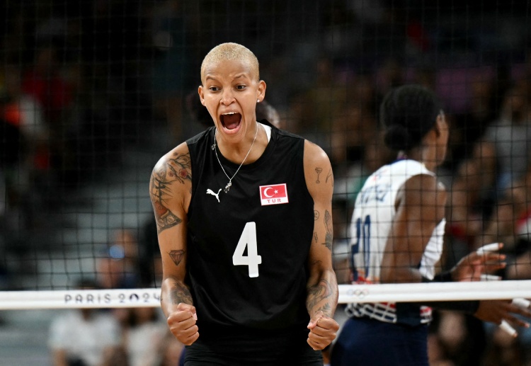 Melissa Vargas fired a match-high 21 points as Turkey eased past Canada 3-0 in the Volleyball Nations League