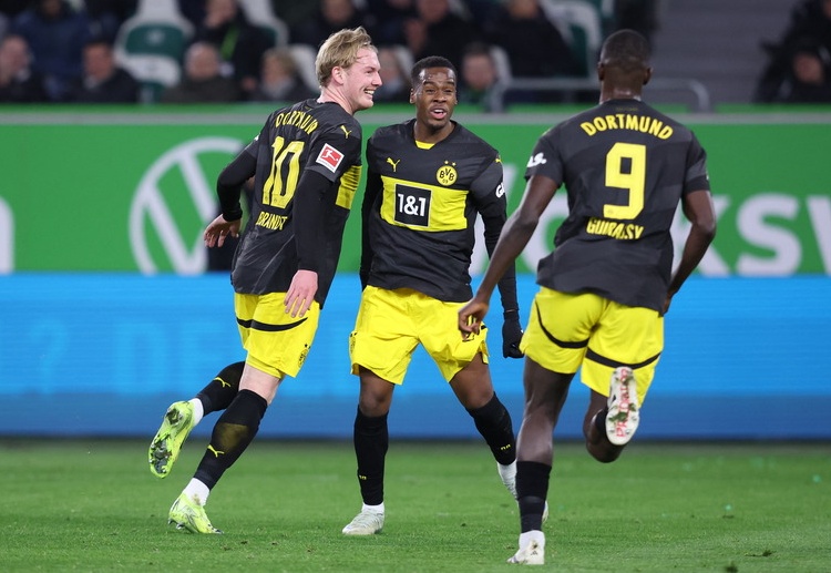 ဒါ့အပြင် ပရီးမီးယားလိဂ် ကလပ်ဟာ အင်္ဂလန် ကြယ်ပွင့်ကို ၇ နှစ် သက်တမ်း ရှိတဲ့ စာချုပ်ချုပ်ဆိုခဲ့တာ ဖြစ်ပြီး ဒီနွေရာသီ အတွက် သူတို့ရဲ့ ၆ ဦးမြောက် ကစားသမား ခေါ်ယူမှုလည်း ဖြစ်လာခဲ့ပါတယ်။