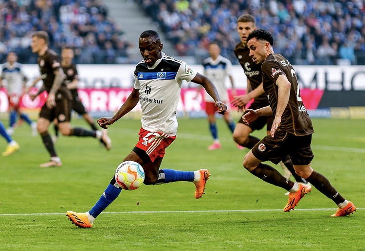 장 뤼크 돔페는 2025-26 시즌 분데스리가에 돌아온 함부르크 SV를 이끌 준비를 하고 있다