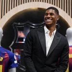 လာလီဂါ လက်ရှိ ချန်ပီယံ ဘာစီလိုနာဟာ အသက် ၂၇ နှစ် အရွယ် ယူနိုက်တက် တောင်ပံ တိုက်စစ် ကစားသမားကို တစ်ရာသီ အငှားနဲ့ ခေါ်ယူခဲ့တာ ဖြစ်ပါတယ်။