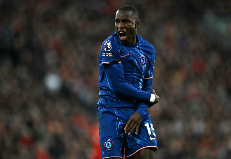 ဟွိုက်ဂျ်လန်းဟာ ပြီးခဲ့တဲ့ရာသီက ယူနိုက်တက် အတွက် ပြိုင်ပွဲစုံ ၅၂ ပွဲ အထိ ကစားခဲ့ပေမယ့် ၁၀ ဂိုးသာ သွင်းယူနိုင်ခဲ့သလို ပရီးမီးယားလိဂ် မှာလည်း ၄ ဂိုးသာ သွင်းနိုင်ခဲ့ပါတယ်။