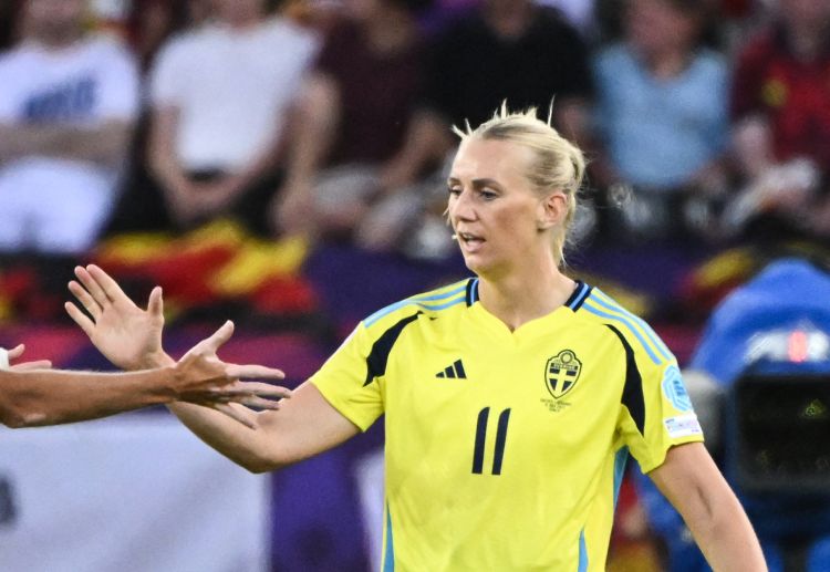 欧锦赛  瑞典女足的布拉克斯滕纽斯近期状态极佳，在过去5场比赛中打入6球。