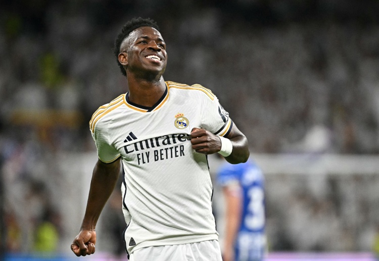 အသက် ၂၅ နှစ် အရွယ် ဘရာဇီးလ် လက်ရွေးစင် ကြယ်ပွင့်ဟာ စာချုပ်သစ် အတွက် တစ်နှစ် လုပ်ခ လစာ ယူရို သန်း ၂၀ ပေးချေဖို့ လာလီဂါ ကလပ်ကို တောင်းဆိုခဲ့ကြောင်း သိရပါတယ်။