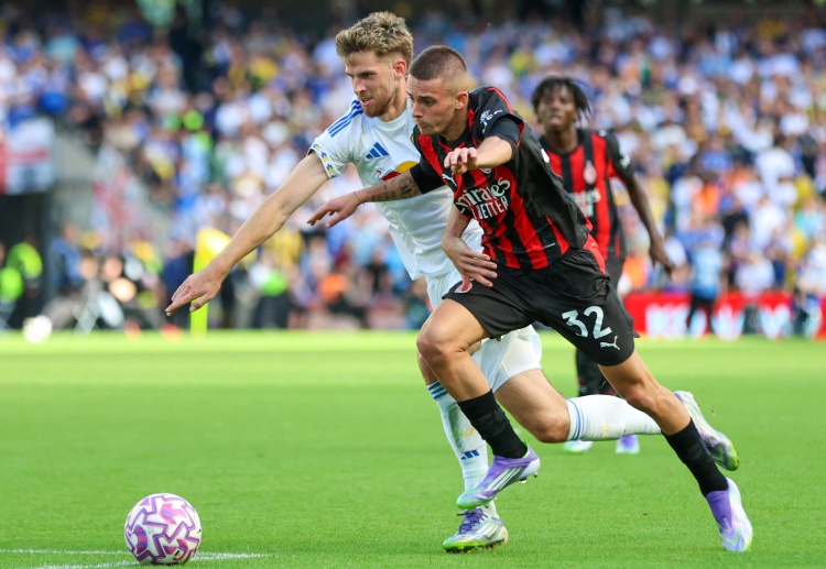 Leeds cầm hòa AC Milan trên sân khách khi đá Giao hữu câu lạc bộ