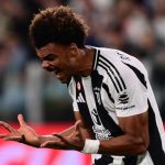 ဒီကစားသမားဟာ လာလီဂါ ကလပ်နဲ့ ၇ နှစ် စာချုပ်ချုပ်ဆိုခဲ့ပြီး ပြောင်းရွှေ့ကြေး ကတော့ ကနဦး ယူရို ၂၄.၅ သန်းနဲ့ Add-ons ကြေး ယူရို ၅ သန်း ရှိမယ်လို့ သိရပါတယ်။