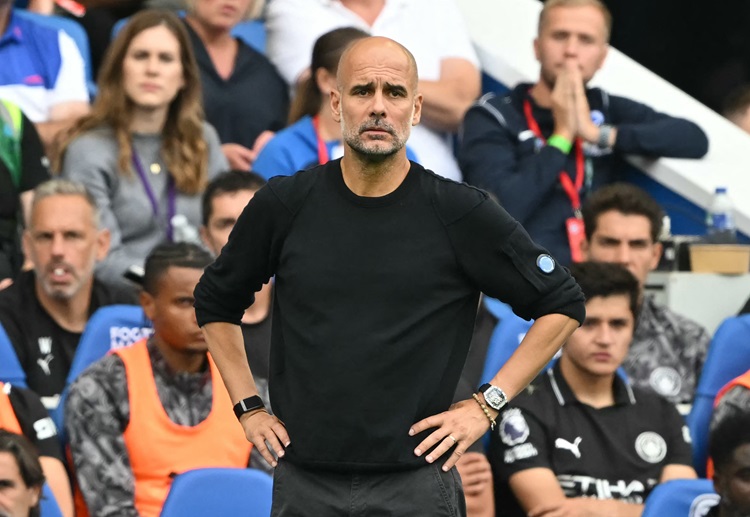 သူဟာ ပရီးမီးယားလိဂ် ကလပ်ကို စစရောက်ချင်း ရာသီမှာ ပြိုင်ပွဲစုံ ၅၃ ပွဲ ကစားပြီး ၅၂ ဂိုး သွင်းယူနိုင်ခဲ့ပါတယ်။