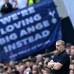 တစ်ဖက် မှာလည်း ဘွန်ဒက်စ်လီဂါ ကလပ် လေဗာကူဆင်က နည်းပြ အဲရစ်ခ် တန်ဟက်ဂ်ကို ထုတ်ပယ်ထားပြီး နည်းပြသစ် ရှာဖွေနေတာ ဖြစ်ပါတယ်။