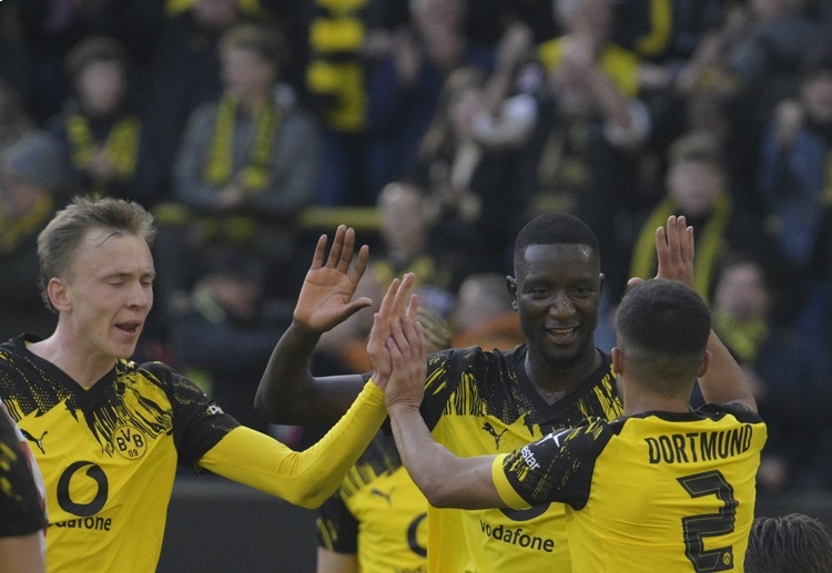 Yan Couto jadi pemain terbaik di pertandingan Bundesliga