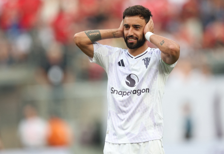 သူဟာ ပရီးမီးယားလိဂ် ကလပ် အတွက် အဓိက ကစားသမား တစ်ယောက် ဖြစ်နေပြီး လက်ရှိအချိန်ထိ ဂိုးပါဝင် ပတ်သတ်မှု ၁၈၄ ကြိမ် (သွင်းဂိုး ၁၀၀၊ ဂိုးဖန်တီးမှု ၈၄ ကြိမ်) ရှိထားပါတယ်။