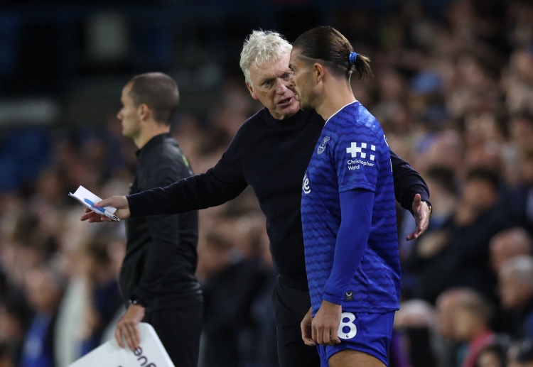 Everton want to sign Jack Grealish from Premier League rival Man City on a permanent deal