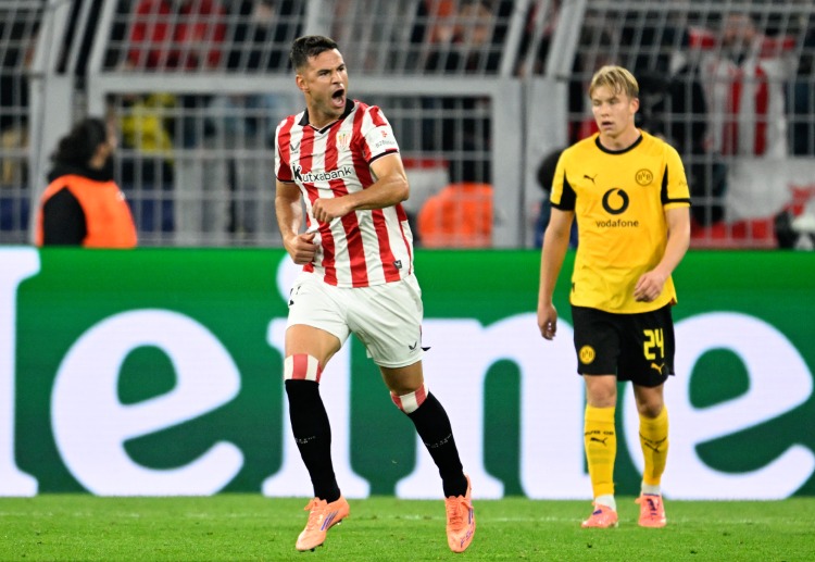 欧冠联赛 古鲁泽塔在下半场为毕尔巴鄂打入一球，扳回一城。