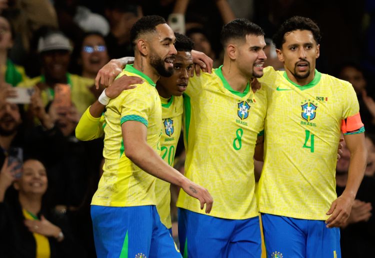 国际友谊赛 年轻前锋埃斯特旺与中场核心卡塞米罗在上半场各自建功，帮助巴西早早取得领先。