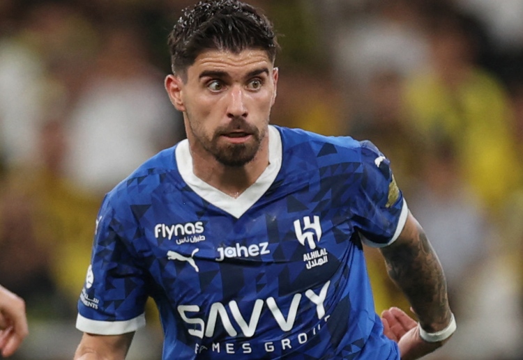 ရူဘင် နီးဗတ်စ် ကတော့ ၂၀၁၇ ကနေ ၂၀၂၃ ခုနှစ် အထိ ပရီးမီးယားလိဂ် ကလပ် ဝုဗ်မှာ ကစားခဲ့ပါတယ်။