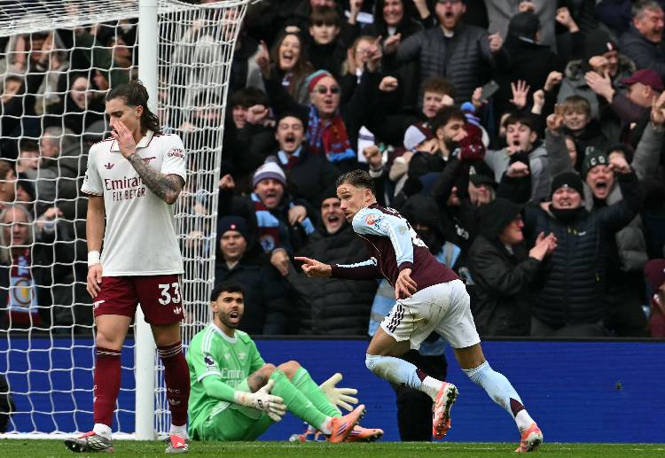 Matty Cash cetak gol di pertandingan Premier League