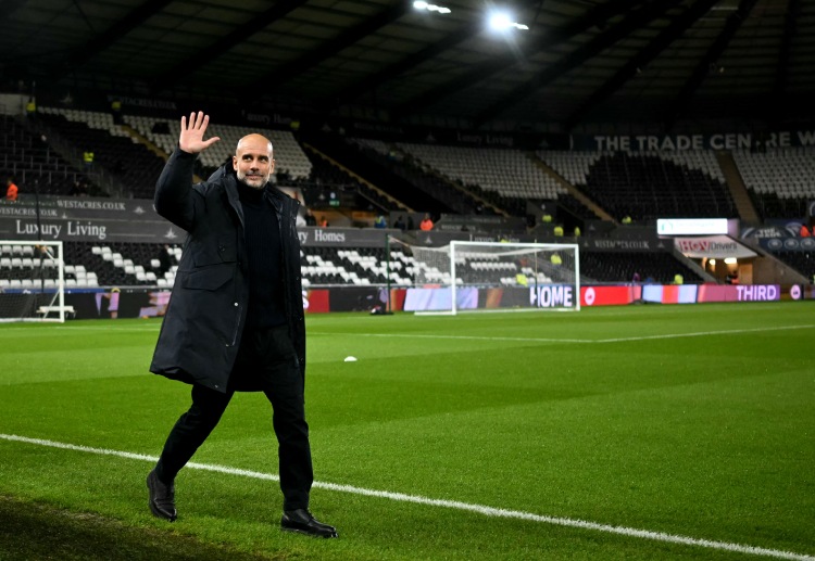 တခြားသော စံချိန်တွေအရ အောက်တိုဘာလ အတွင်း ကလည်း ပွဲအရေအတွက် အနည်းဆုံးနဲ့ ပရီးမီးယားလိဂ် နိုင်ပွဲ ၂၅၀ ပြည့်တဲ့ စံချိန်ကောင်း တစ်ခု ပိုင်ဆိုင်ခဲ့ပါတယ်။