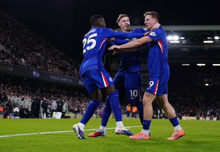 တစ်ချိန်တည်းမှာပဲ ချဲလ်ဆီးက ပရီးမီးယားလိဂ် နောက်ဆုံး ၉ ပွဲမှာ ၁ ပွဲသာ အနိုင်ရထားခဲ့ပါတယ် (၅ ပွဲ သရေ၊ ၃ ပွဲရှုံး)။