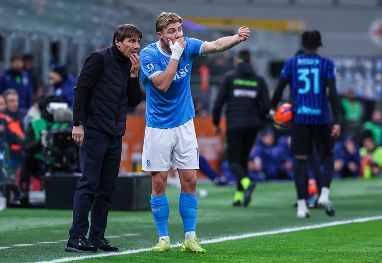 Đương kim vô địch Serie A bị loại khỏi Champions League