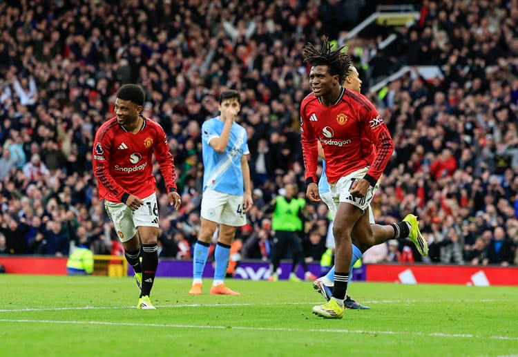 ကာရစ်ခ်ဟာ ၂၀၁၀ ပြည့်နှစ် နောက်ပိုင်း ပရီးမီးယားလိဂ် အမှတ်ပေးဇယား ထိပ်ဆုံး နှစ်သင်းကို ဆက်တိုက် အနိုင်ရခဲ့တဲ့ ပထမဦးဆုံး နည်းပြ ဖြစ်လာပါတယ်။