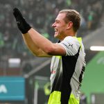 ပရီးမီးယားလိဂ် ထိပ်သီး မန်ချက်စတာယူနိုက်တက်ဟာ ခံစစ်ပိုင်းကို အားဖြည့်ဖို့ အတွက် ဒေါ့မန်ရဲ့ ခြေစွမ်းပြ ကစားသမား ဂျူလီယန် ရိုင်ယာဆင်ကို ခေါ်ယူဖို့ ကြိုးပမ်းနေပါတယ်။