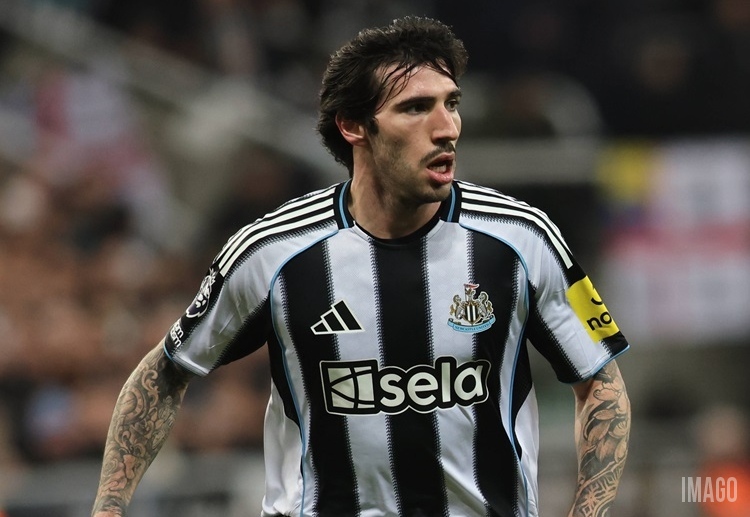 ပြီးခဲ့တဲ့ ဆောင်းရာသီ အပြောင်းအရွှေ့ ကတည်းက တိုနာလီက ပရီးမီးယားလိဂ်ကို ဦးဆောင်နေတဲ့ အာဆင်နယ်နဲ့ သတင်းတွေ ထွက်နေတာပါ။