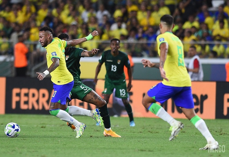 တဖက်မှာလည်း လာမယ့် မတ်လမှာ ဘရာဇီးလ် လက်ရွေးစင် အသင်းဟာ ကမ္ဘာ့ဖလား အတွက် ခြေစမ်းပွဲတွေ အဖြစ် ပြင်သစ်၊ ခရိုအေးရှား တို့နဲ့ ကစားဖို့ ရှိနေပါတယ်။