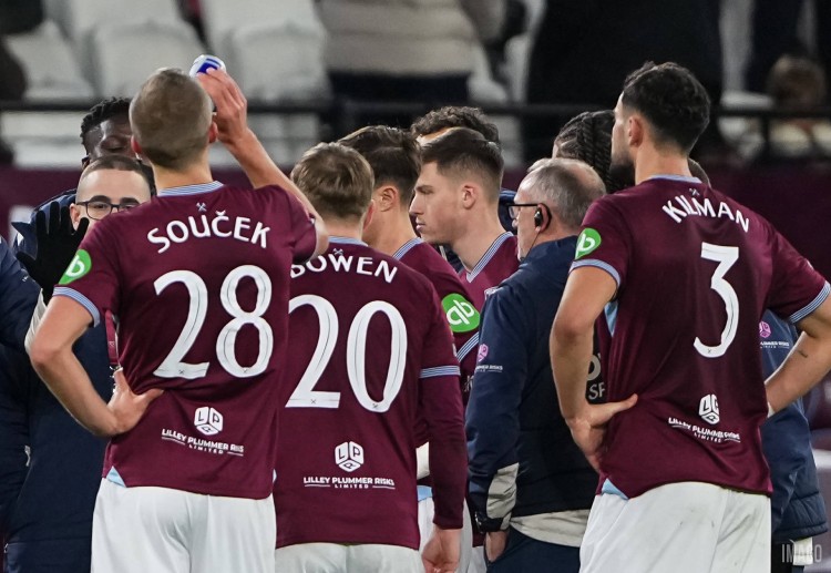 ပရီးမီးယားလိဂ် နောက်ဆုံး ၅ ကြိမ် တွေ့ဆုံမှုမှာ ဖူလ်ဟမ်က ၃ ကြိမ်နိုင်၊ ၁ ကြိမ် သရေ၊ ဝက်စ်ဟမ်းက ၁ ကြိမ် အနိုင်ရထားပါတယ်။