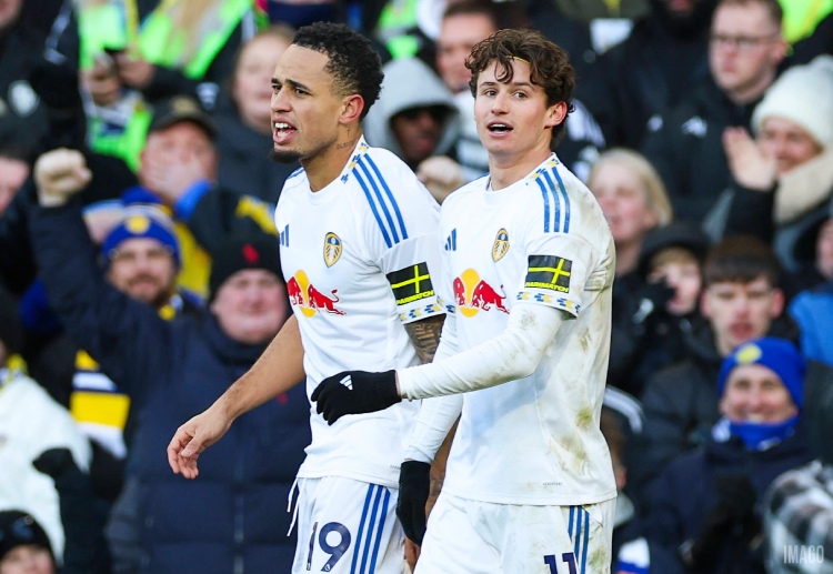 Leeds thi đấu vòng 32 Premier League với cuộc đối đầu Man United